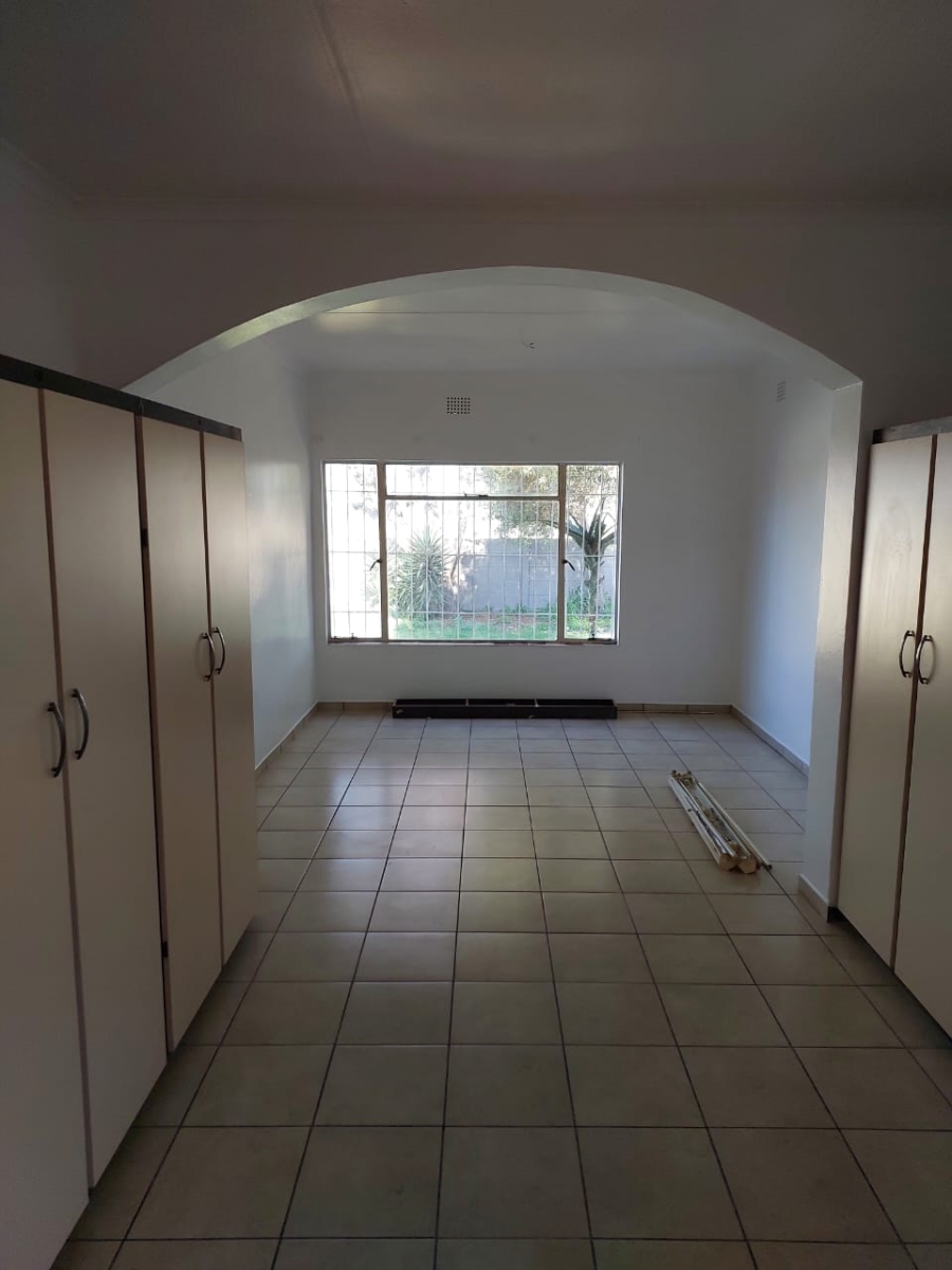 To Let 4 Bedroom Property for Rent in Saldanha Western Cape